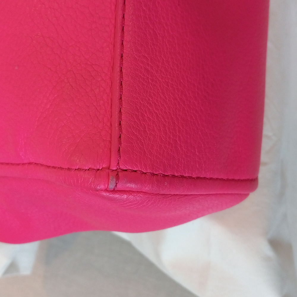 Handbag - Picture 7 of 16